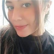 Psicóloga profesional imparte clases a niños de todas las edades